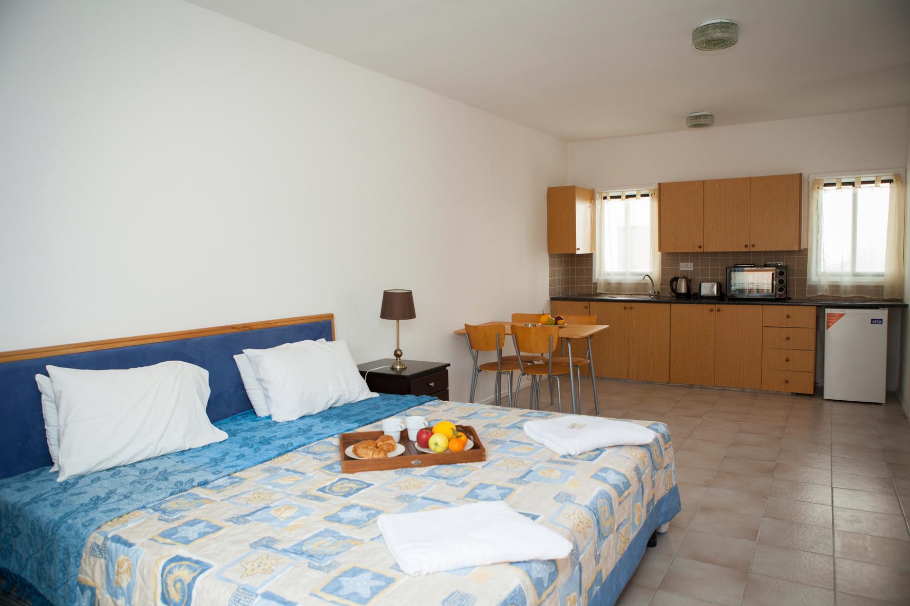 Alecos Hotel Apartments Paphos Extérieur photo