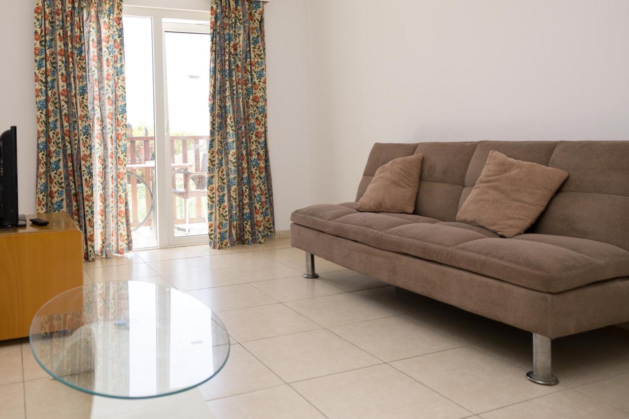 Alecos Hotel Apartments Paphos Extérieur photo